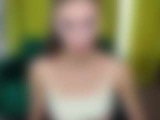 EmmiGreen's Live Sex Cam Show
