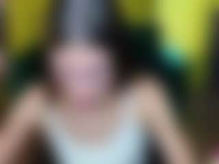 EmmiGreen's Live Sex Cam Show