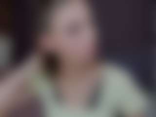 Live cam show with EmmiGreen - Brown Eyes on slutload