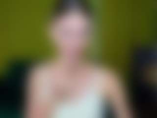 EmmiGreen's Live Sex Cam Show
