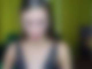 EmmiGreen's Live Sex Cam Show