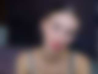 EmmiGreen's Live Sex Cam Show