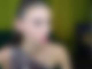 EmmiGreen's Live Sex Cam Show