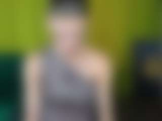 EmmiGreen's Live Sex Cam Show