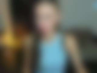 Live cam show with EmmiGreen - White on madthumbs | united states