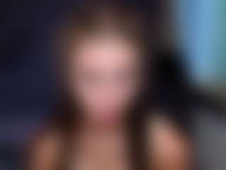 EmmiGreen's Live Sex Cam Show