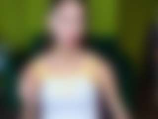 EmmiGreen's Live Sex Cam Show