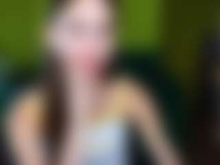 Live cam show with EmmiGreen - HD on nudelive.tv