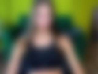 Live cam show with EmmiGreen - Spank on slutload