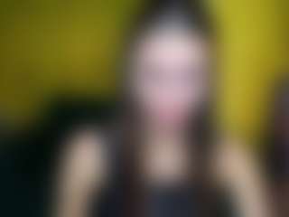 EmmiGreen's Live Sex Cam Show