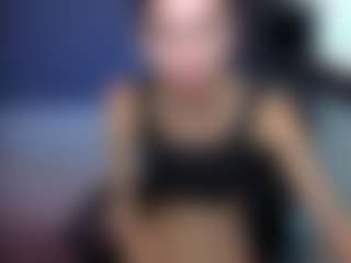 EmmiGreen's Live Sex Cam Show