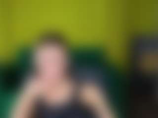 EmmiGreen's Live Sex Cam Show