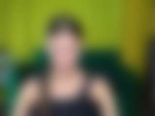 Live cam show with EmmiGreen - No Smoking on liverealitysex.com