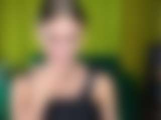 Live cam show with EmmiGreen - No Drinking on liverealitysex.com