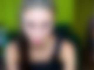 Live cam show with EmmiGreen - White on Cam Slut | united states