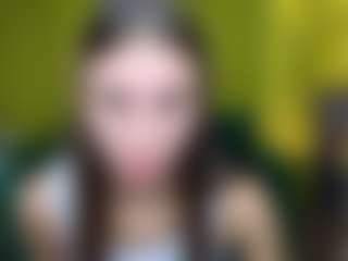 EmmiGreen's Live Sex Cam Show