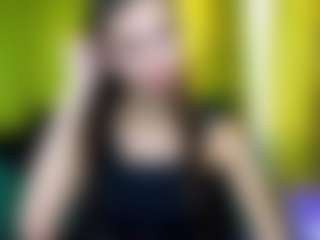 Live cam show with EmmiGreen - Brown Eyes on Strip Flash - Live Sex Shows
