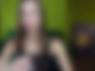 Live cam show with EmmiGreen - Brown Eyes on SpankPalCams