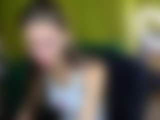 EmmiGreen's Live Sex Cam Show