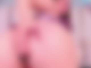 Pokaz na żywo z gabi-bunny - Spank Blonde Hair na Camsoda