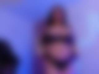 LaynaJucyBoobs's Live Sex Cam Show