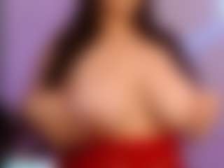 LaynaJucyBoobs's Live Sex Cam Show
