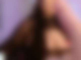 LaynaJucyBoobs's Live Sex Cam Show