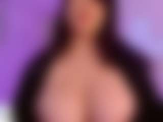 LaynaJucyBoobs's Live Sex Cam Show