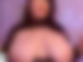 LaynaJucyBoobs's Live Sex Cam Show