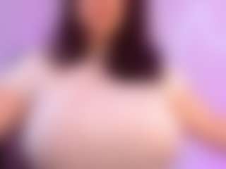 LaynaJucyBoobs's Live Sex Cam Show