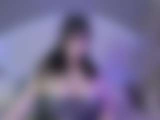 Live cam show with Layna - BBW on CamClone