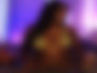 Live cam show with Queen Amara - Ebony on crypto-cams