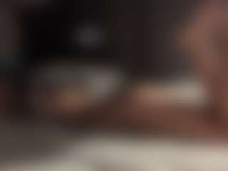 Live cam show with sweetKittyyyy - Brown Hair on AdultVida.com