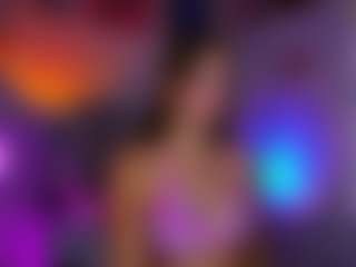 Live cam show with sweetKittyyyy - Oil on Latina Girls