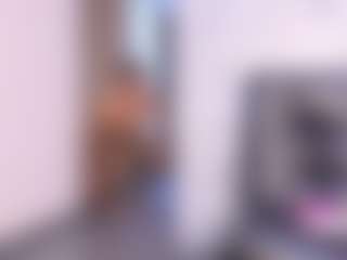 Bigsensationn21's Live Sex Cam Show