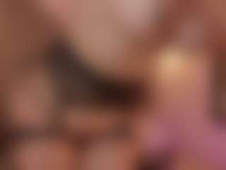 cloe-yeraldy's Live Sex Cam Show