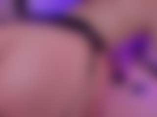 cloe-yeraldy's Live Sex Cam Show