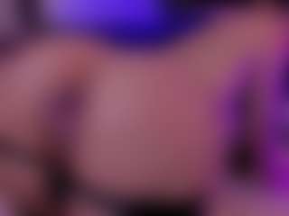 cloe-yeraldy's Live Sex Cam Show