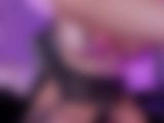 cloe-yeraldy's Live Sex Cam Show