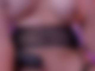 cloe-yeraldy's Live Sex Cam Show