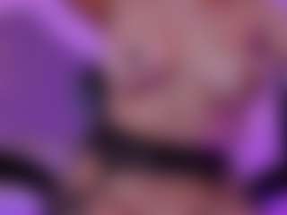cloe-yeraldy's Live Sex Cam Show