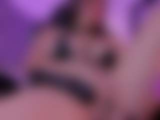 cloe-yeraldy's Live Sex Cam Show