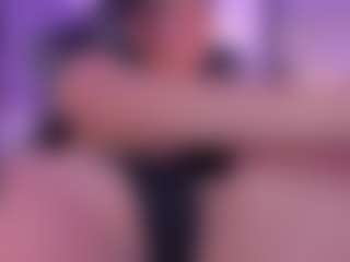 cloe-yeraldy's Live Sex Cam Show