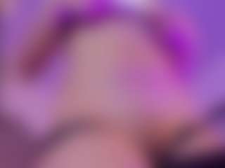 cloe-yeraldy's Live Sex Cam Show