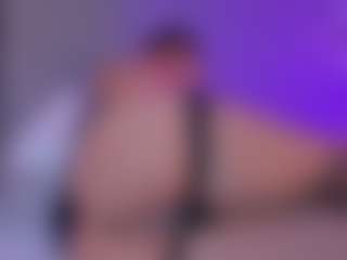 cloe-yeraldy's Live Sex Cam Show