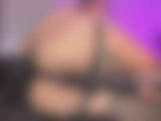 Live cam show with cloe-yeraldy - Blowjob Brown Hair on boobsie.com