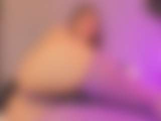 cloe-yeraldy's Live Sex Cam Show