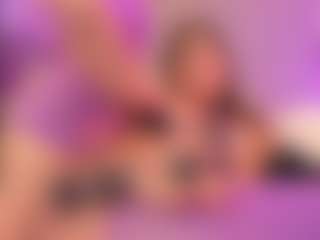 Live cam show with cloe-yeraldy - Brown Eyes Brown Hair on camtv