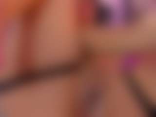 cloe-yeraldy's Live Sex Cam Show