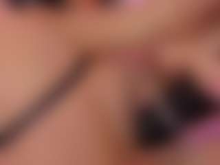 cloe-yeraldy's Live Sex Cam Show